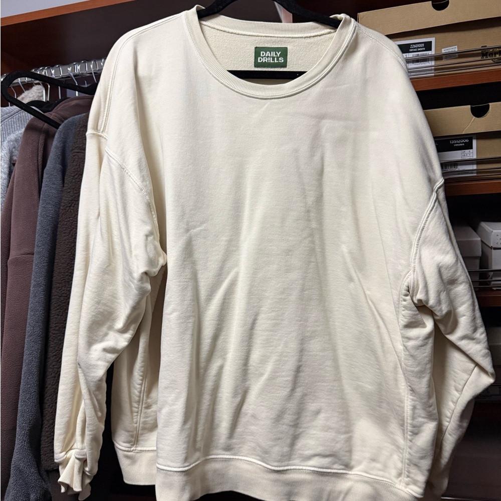 Daily Drills Crewneck in Sand